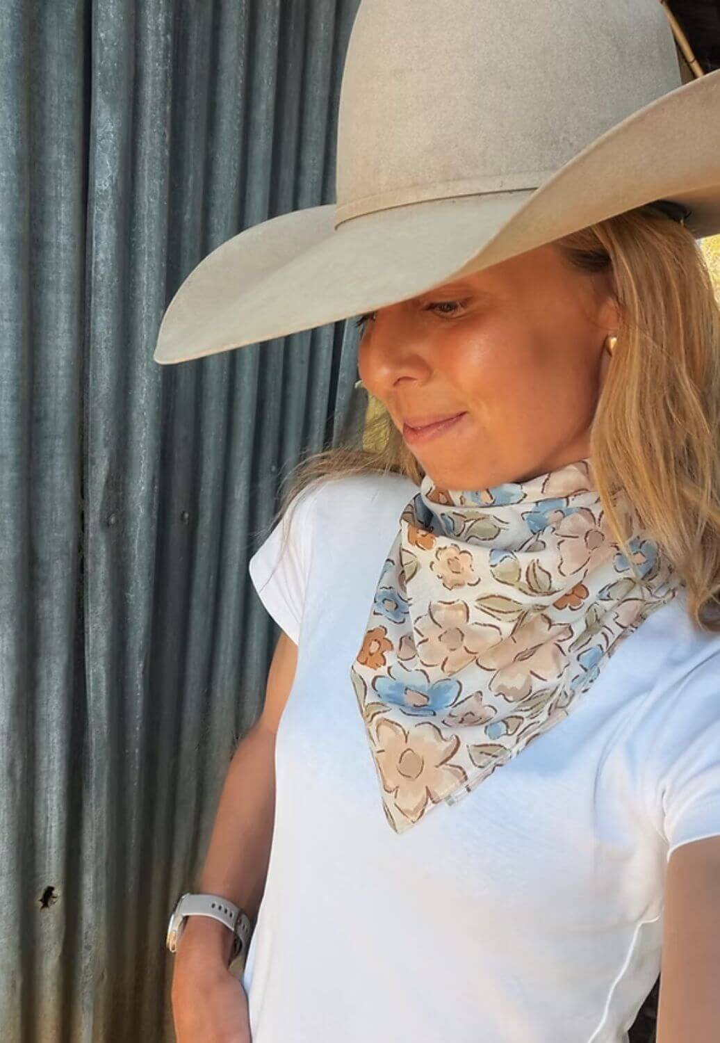 Treasure Chest Co Womens Floral Scarf