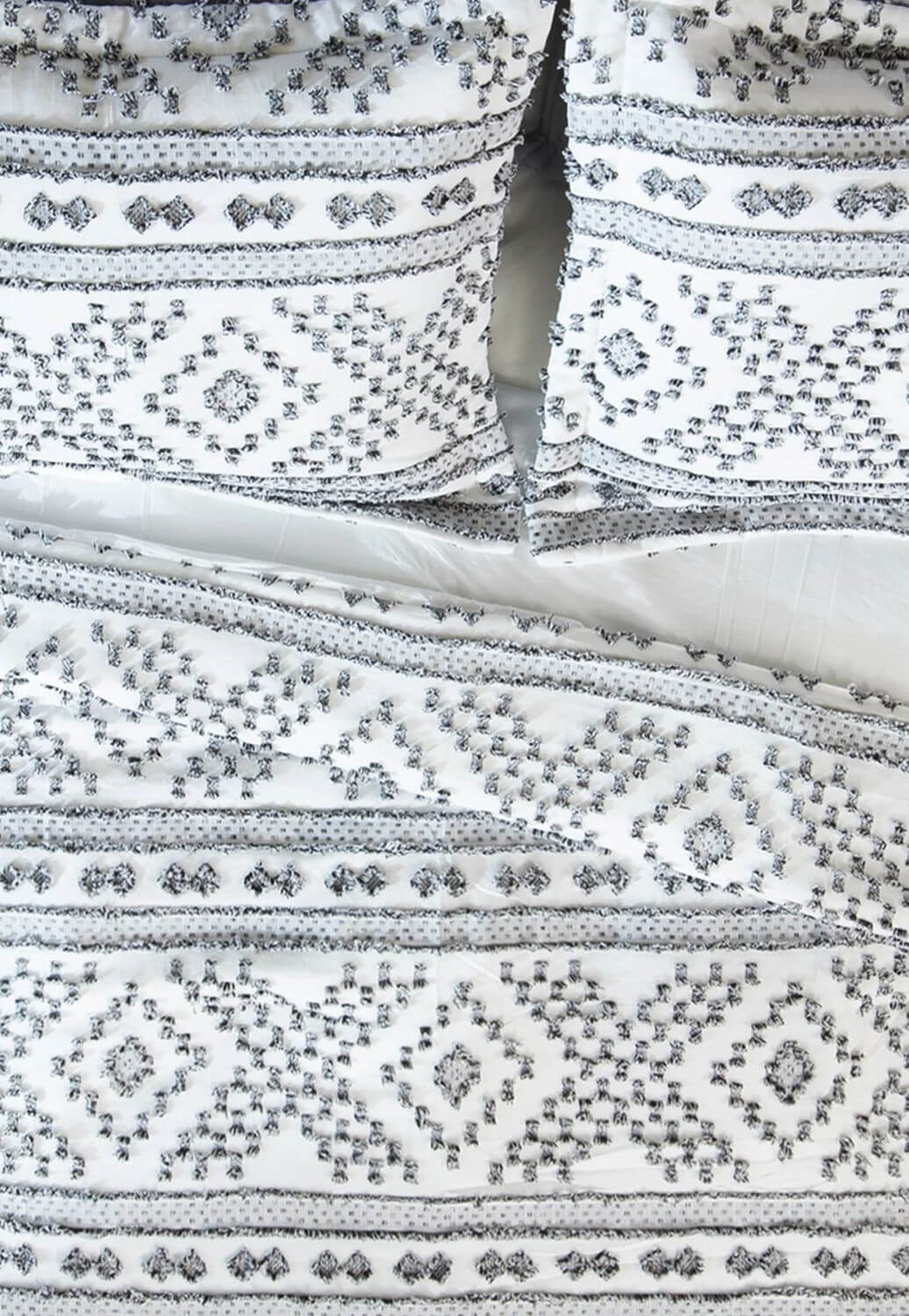 Carstens Hygge Comforter Set - Queen