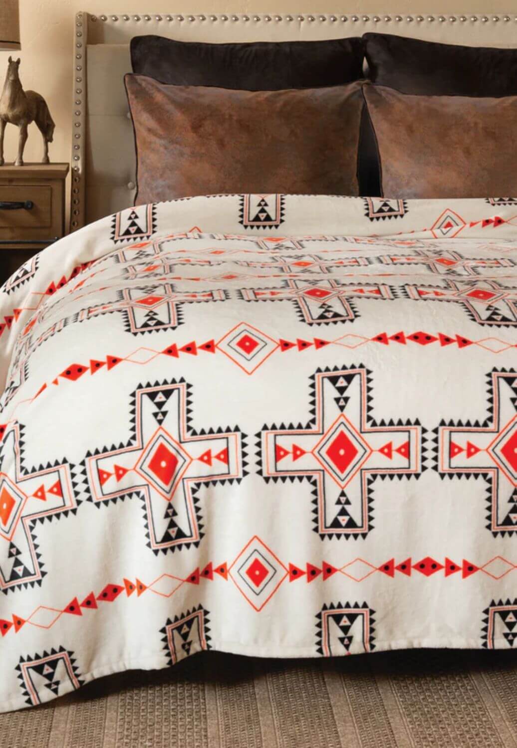 Wrangler Santa Fe Sun King Plush Bed Blanket