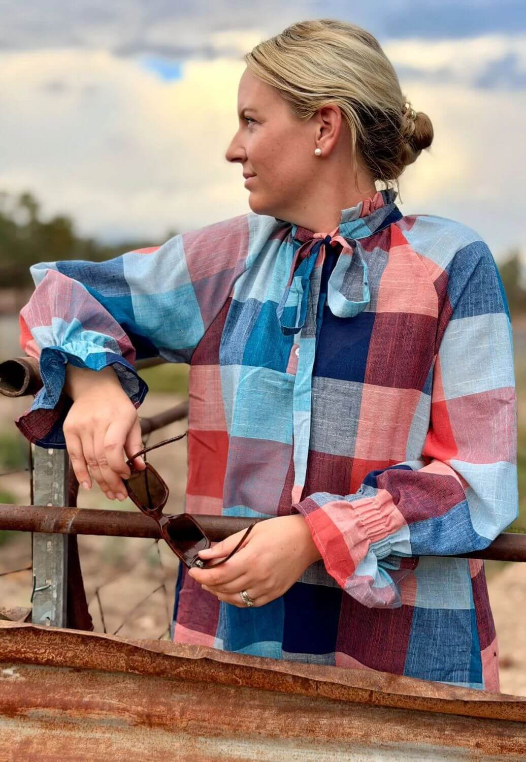Black Colt Clothing Womens Gabby Long Sleeve Dress