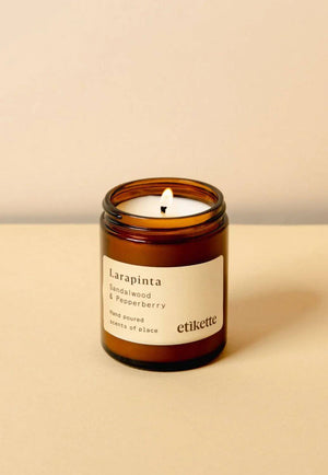 Etikette Larapinta In Sandalwood and Pepperberry Candle