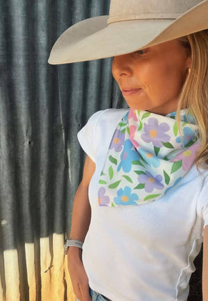 Treasure Chest Co Womens Floral Scarf