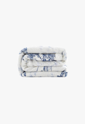 Indigo Hill Farm Life Campfire Sherpa Throw