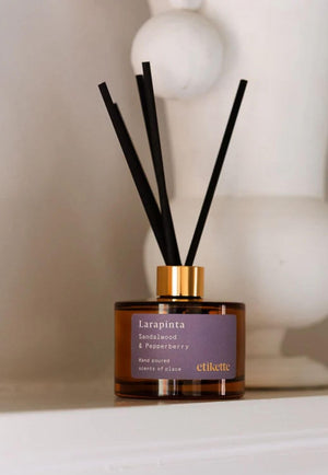 Etikette Larapinta In Sandalwood and Pepperberry Gold Edition Eco Reed Diffuser