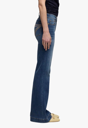 7 For All Mankind Dojo Tailorless Jean