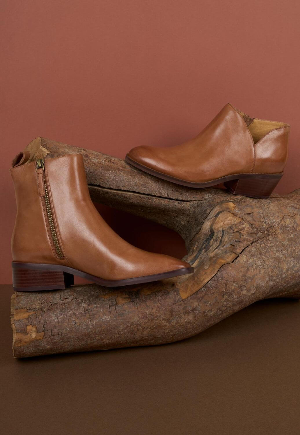 Thomas Cook Womens Minya Boot