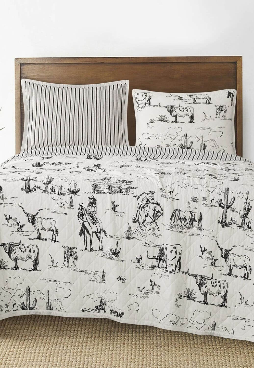 Ranch Life Western Toile Reversible Quilt Set - King