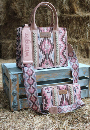 Wrangler Phoenix Crossbody Bag