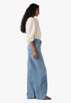 Levis Womens XL Straight Jeans