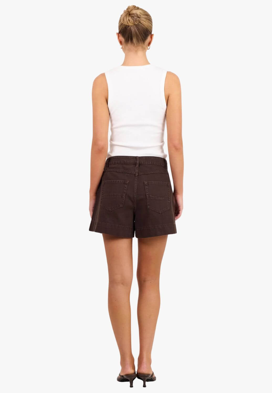 Ivy & Jack Womens Kindly Short