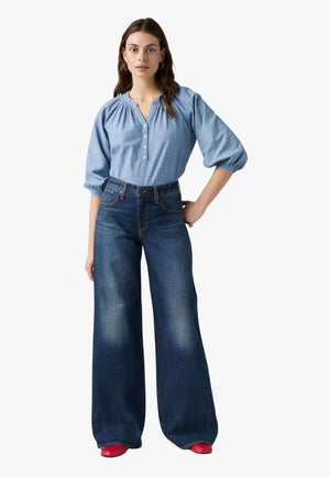 Levis Womens Middy Wide Leg Jean