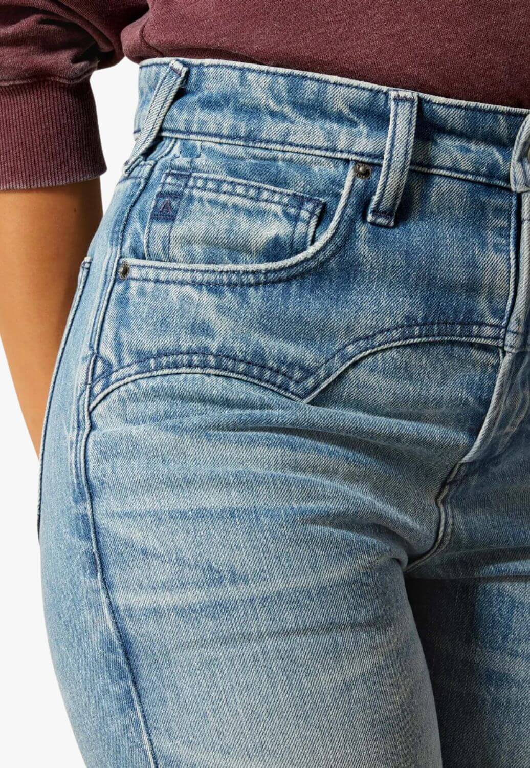 Ariat Womens Cheyenne Yoke Ultra High Rise Straight Leg Jean 10065935