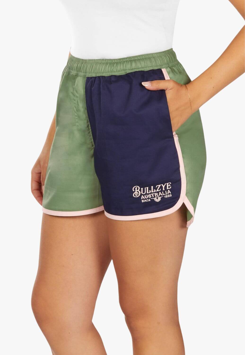 Bullzye Womens Raechel Short