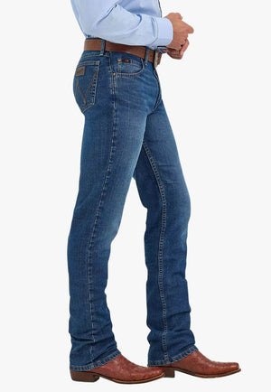 Wrangler Mens Cody Johnson 20X Advanced Comfort 02 Competition Regular Fit Jean 112369164