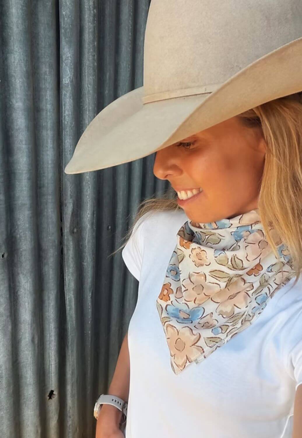 Treasure Chest Co Womens Floral Scarf