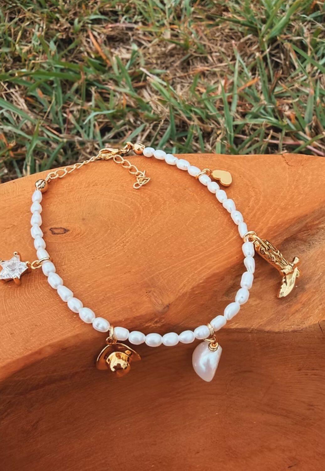 Treasure Chest Co Annie Oakley Bracelet