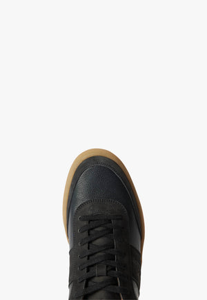R.M. Williams Mens Sandbar Sneaker