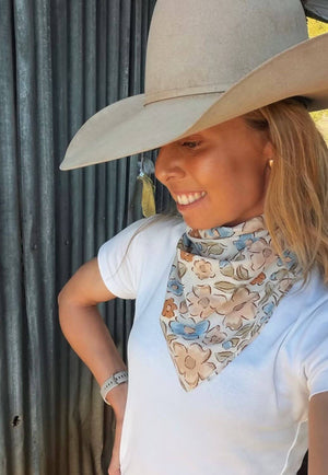 Treasure Chest Co Womens Floral Scarf
