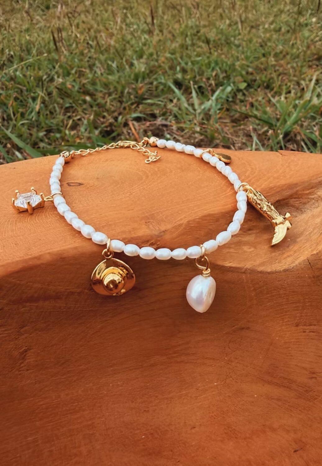Treasure Chest Co Annie Oakley Bracelet