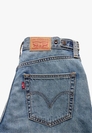 Levi Womens Cinch Mid Thigh Short