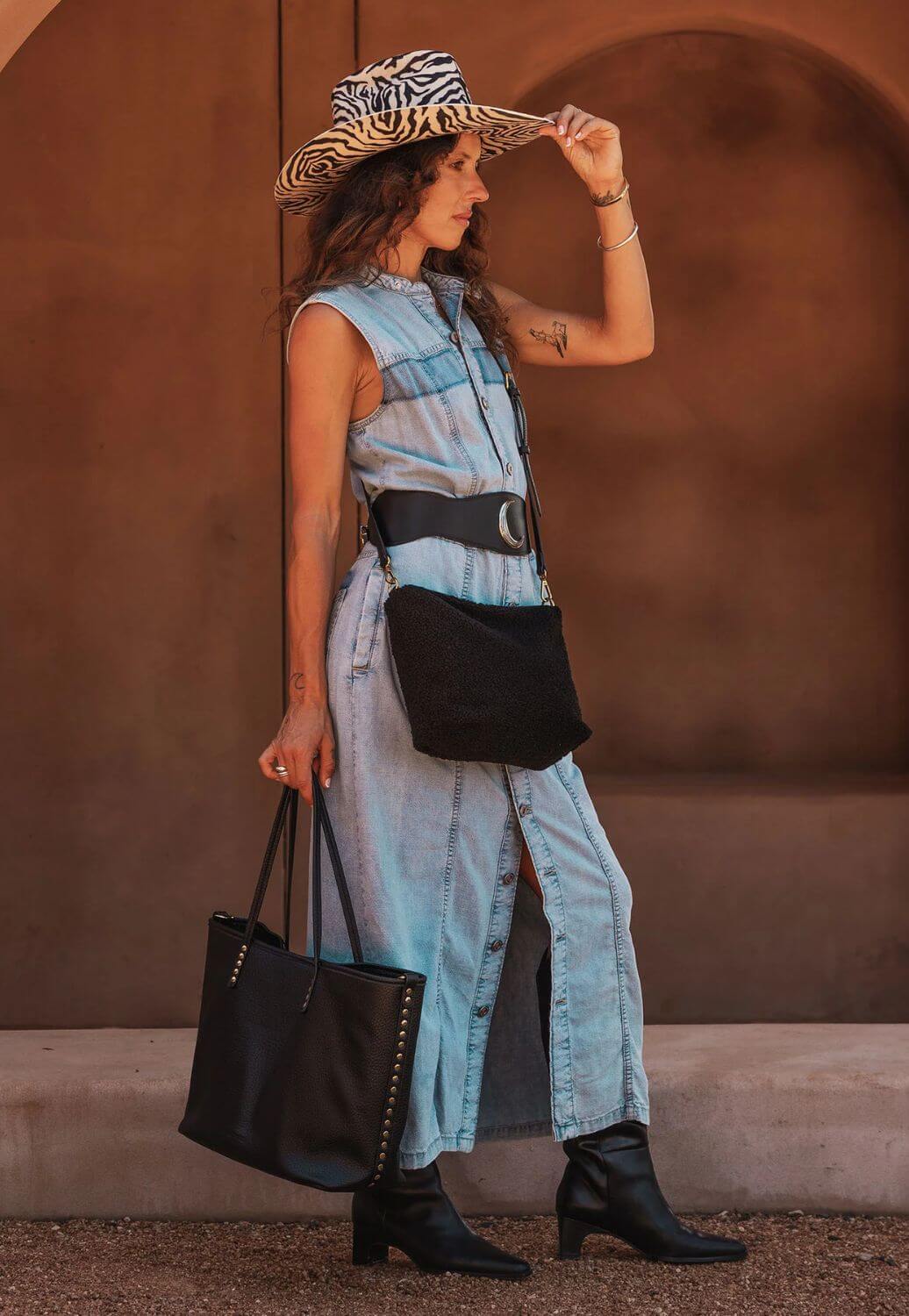 Louenhide Jackson Tote Bag