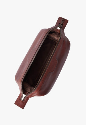 R.M. Williams Farrier Washbag
