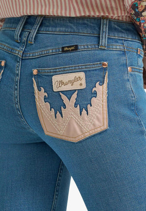 Wrangler X Lainey Wilson Womens Embellished Mae Bootcut Jean