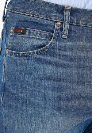 Wrangler Mens Cody Johnson 20X Advanced Comfort 02 Competition Regular Fit Jean 112369164