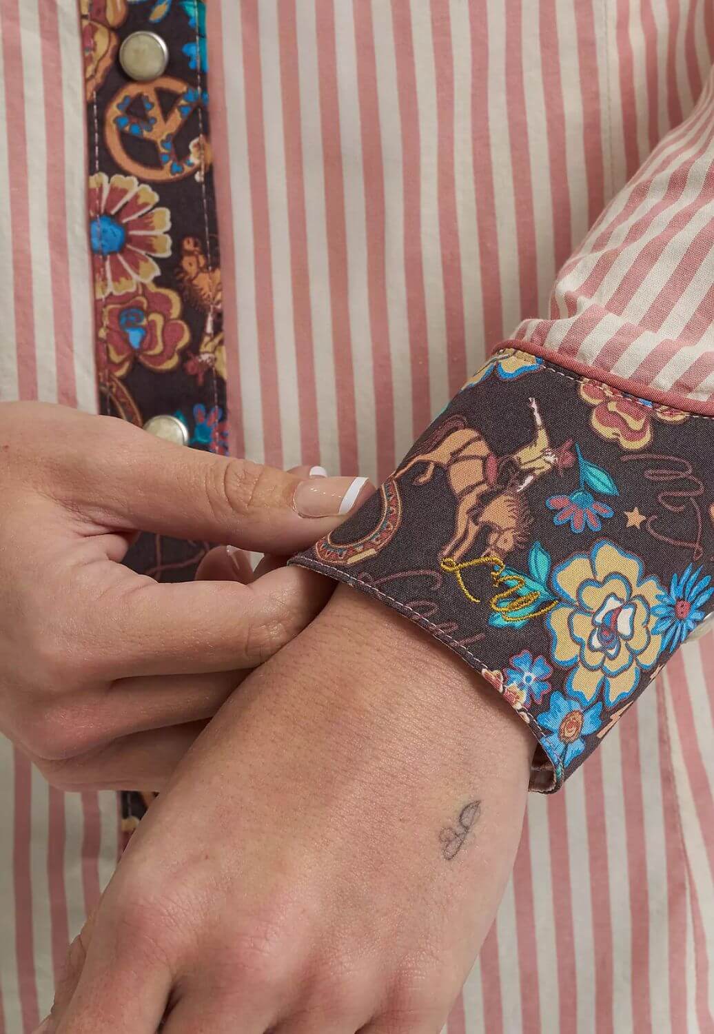 Wrangler X Lainey Wilson Prarie Print Shirt