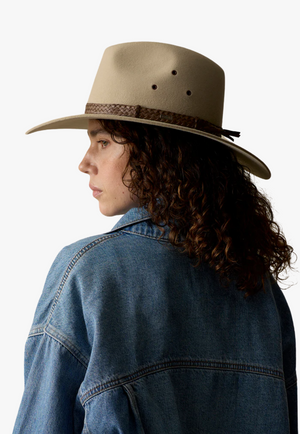 Akubra Riverina Felt Hat Sand