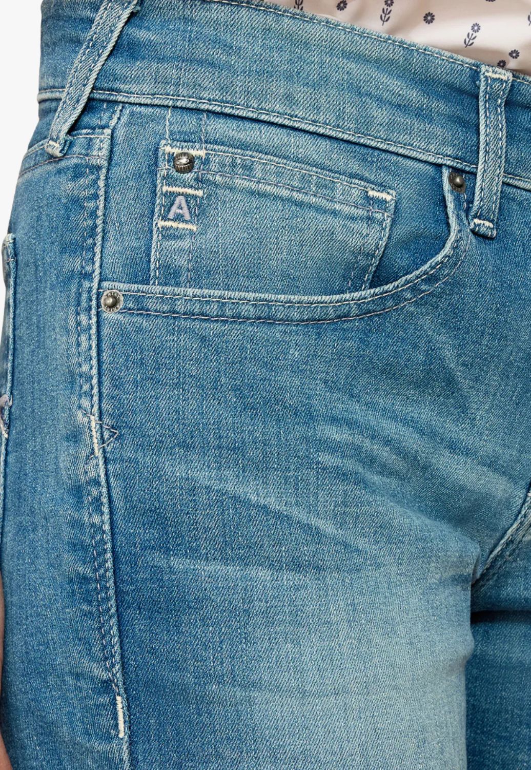 Ariat Womens Perfect Rise Maren Shorts