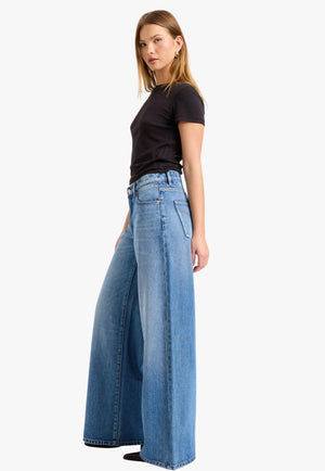 Rollas Womens Frankie Loose Jean