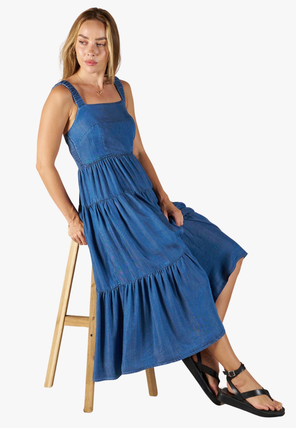 Valeria Label Womens Eden Ruched Midi Dress