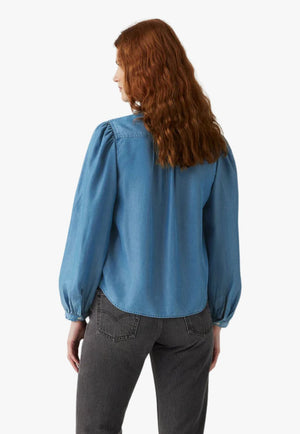 Levi Womens Journey Western Shirt