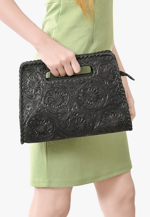 Ohlay Tooled Clutch