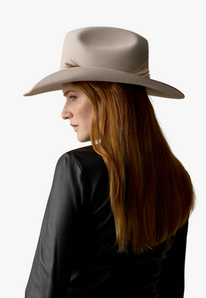 Akubra Rough Rider Felt Hat Light Sand