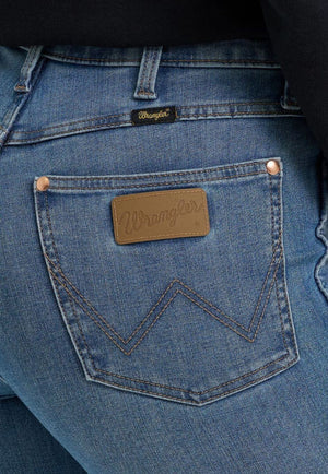 Wrangler x Lainey Wilson Boot Hugger Jean