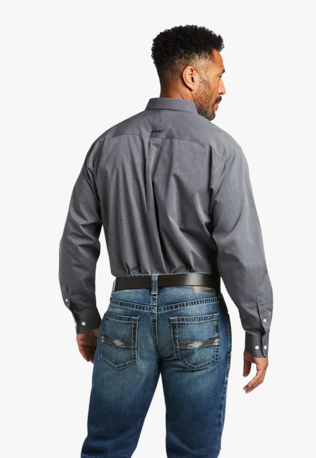 Ariat CLOTHING-Mens Long Sleeve Shirts Ariat Mens Wrinkle Free Solid Pinpoint Oxford Classic Long Sleeve Shirt